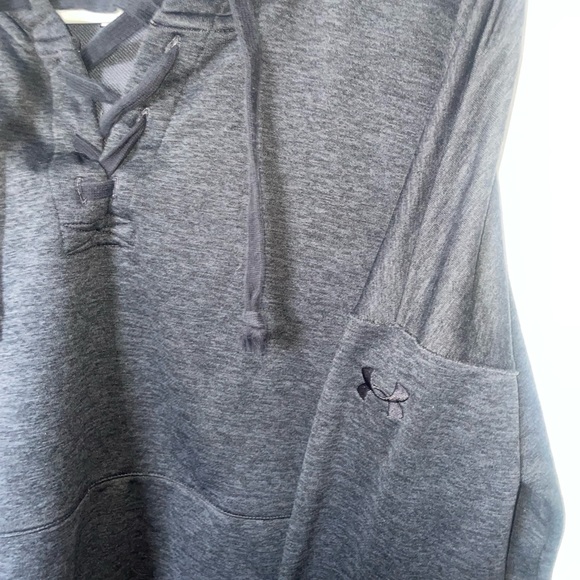 UNDER ARMOUR CROPPED LONG SLEEVE SWEATSHIRT SIZE XL - Picture 2 of 3